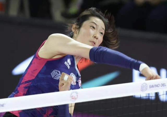 在曼谷和纽约之后,本次唐仁和秦风这对欢喜搭档来到了东京,;CRIMASTER世界侦探排行榜中的侦探们也都闻讯赶来加入挑战